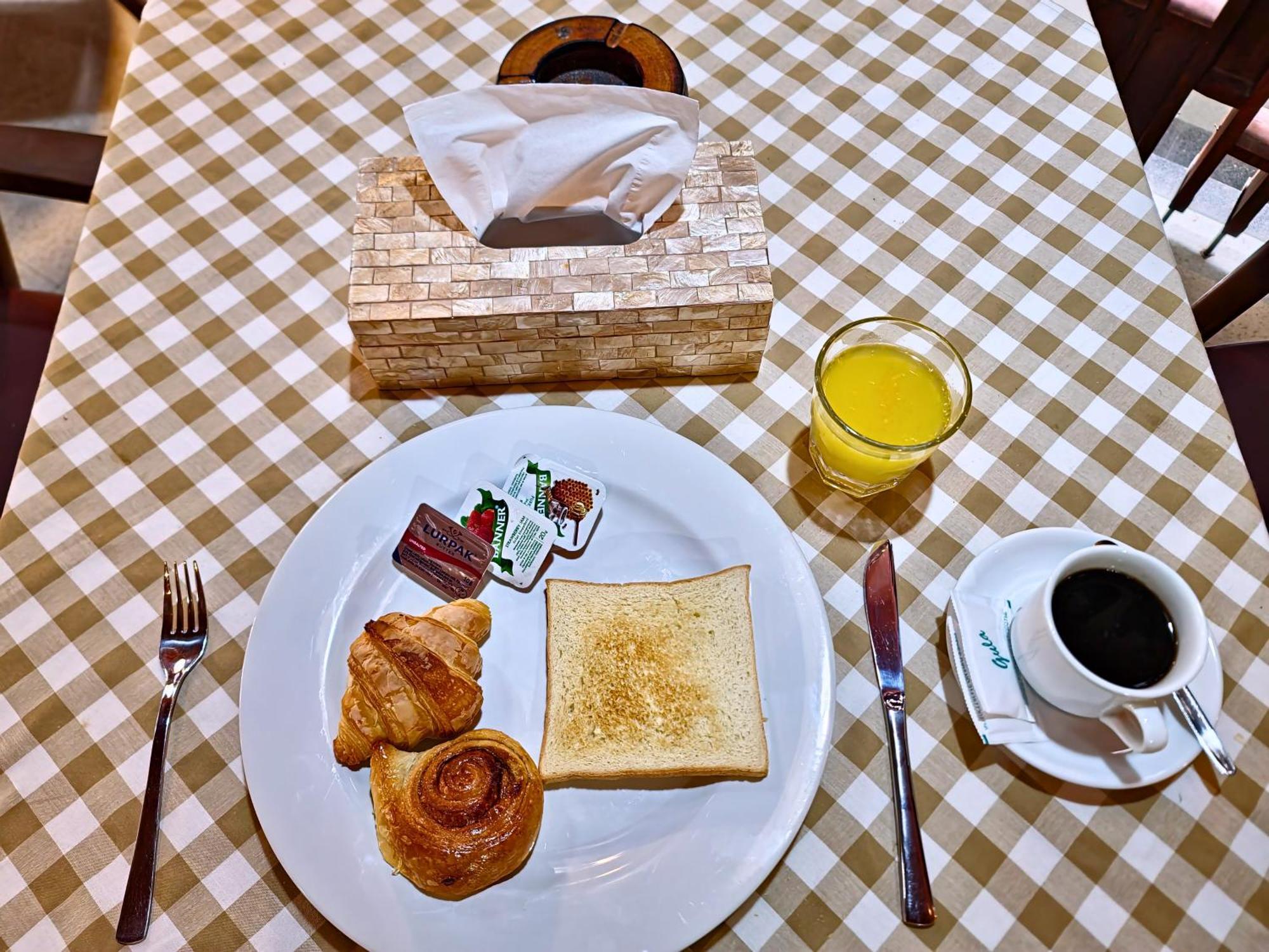 Kamandaka Hostel Кута Екстериор снимка